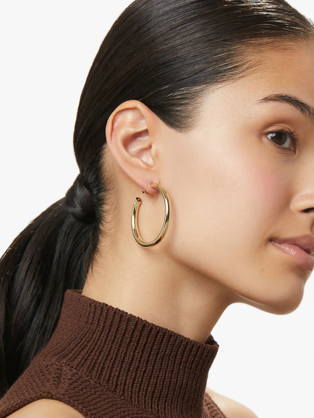 ShinePearls Medium Hoop Earrings
