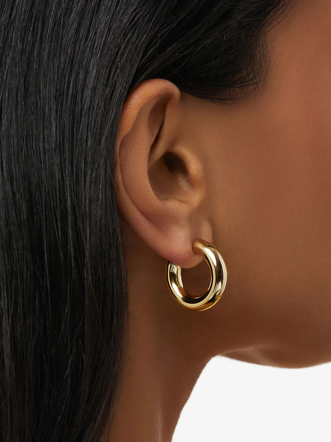 ShinePearls Mini Hoop Earrings