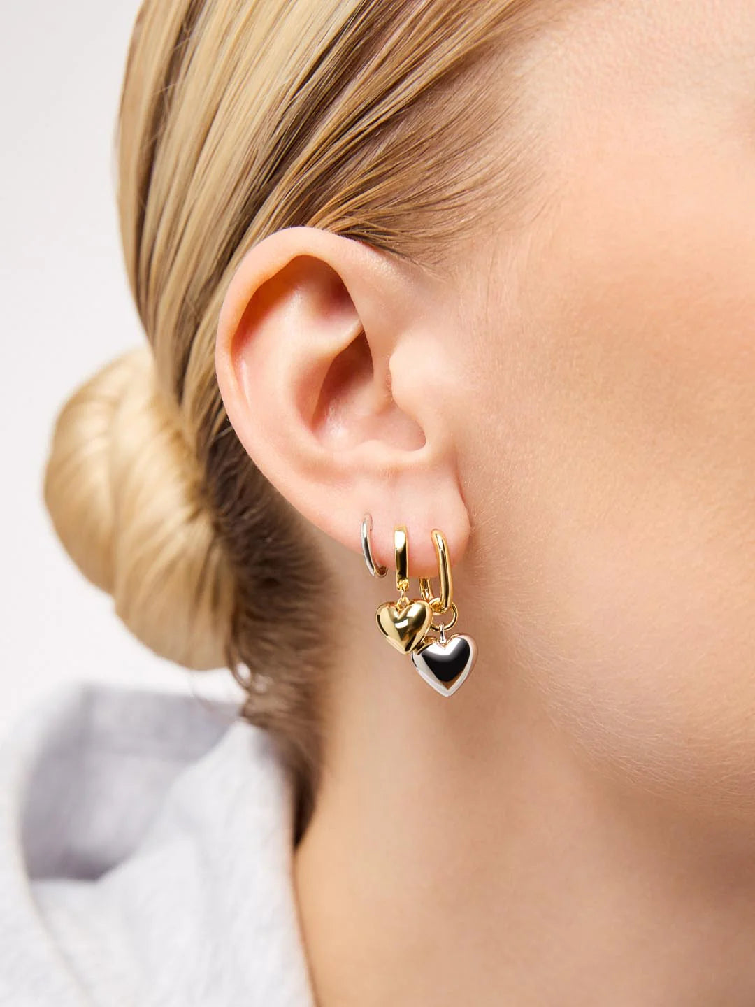 ShinePearls Puffed Heart Hoops